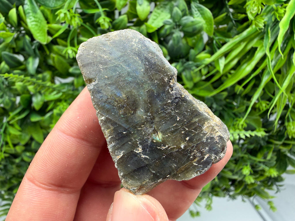Polished Labradorite Slab: Multifire Crystal Decor