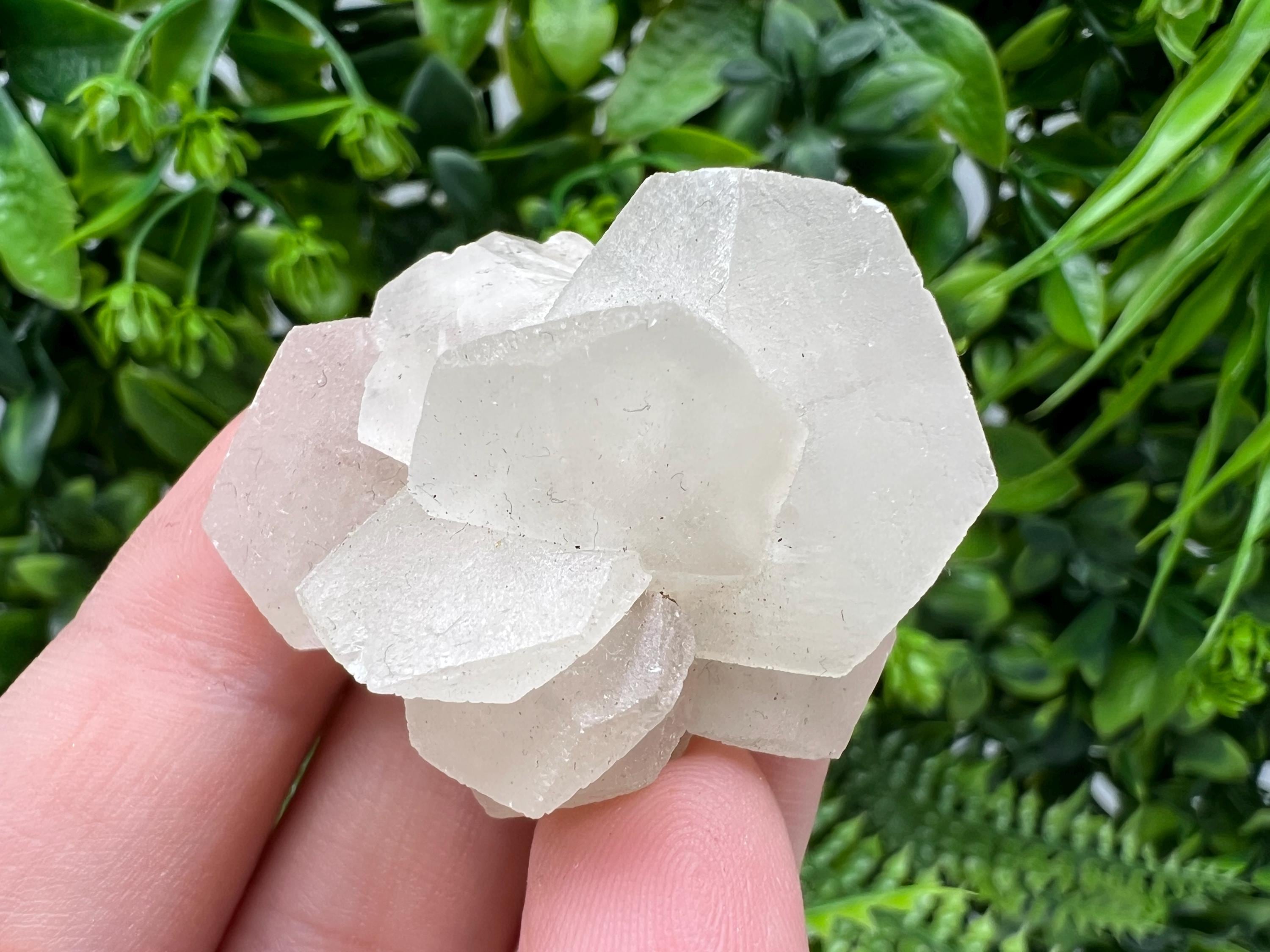 Wonderful Calcite on Chalcedony from Borieva mine,Madan,Bulgaria,natural,collectible mineral specimen,home decor stone,gift minerals,crystal