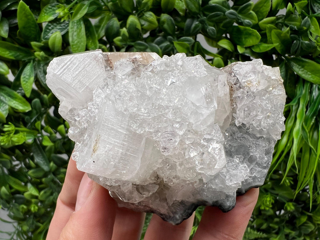 STUNNING Transparent Apophyllite on Chalcedony,natural, collection minerals specimen,India Minerals,Crystal, Stone Mineral Specimens India