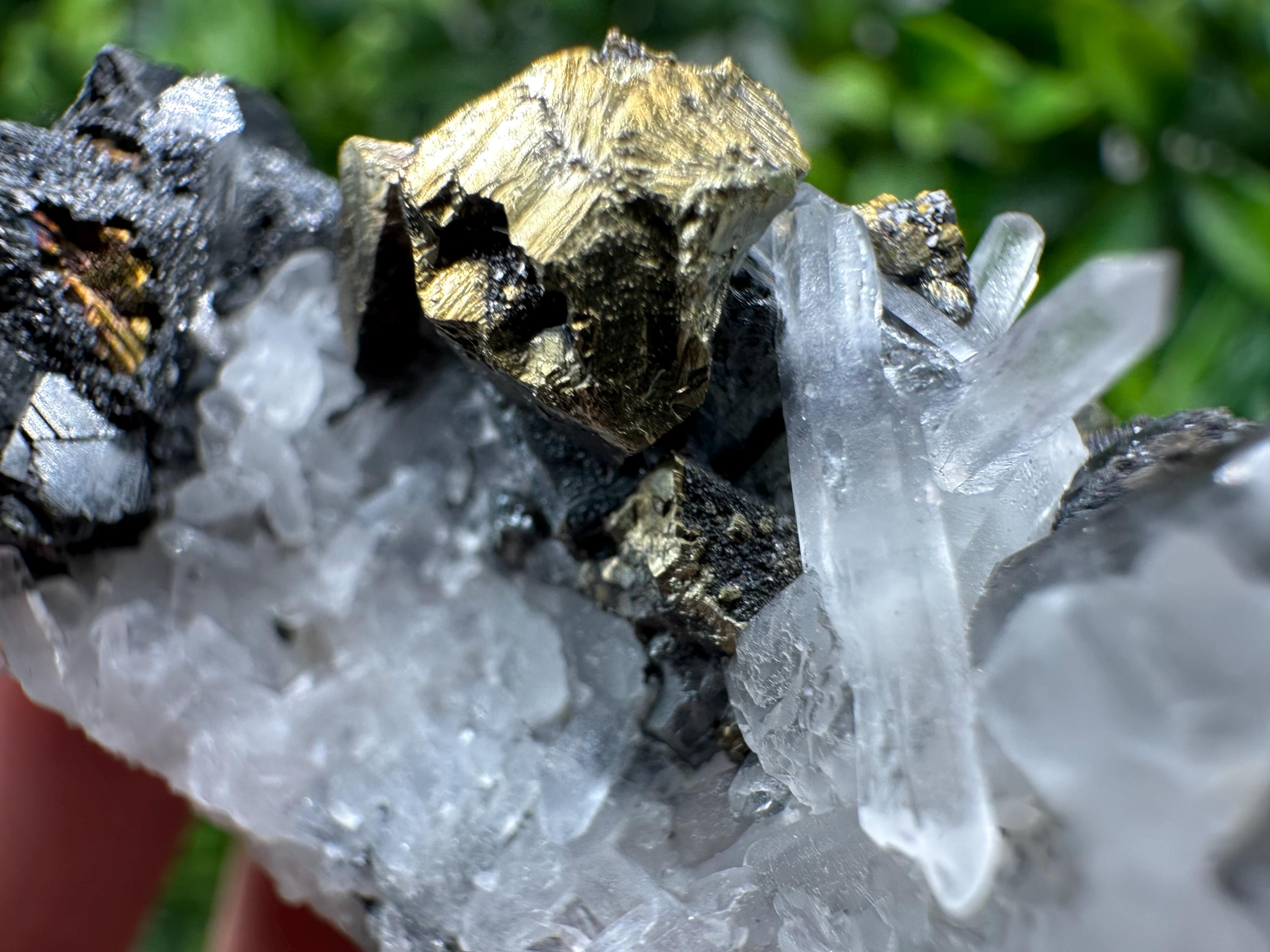 Wonderful Sphalerite Chalcopyrite on  Quartz whit Galena feom 9 th September mine,Bulgaria,natural,collection mineral specimen,gift