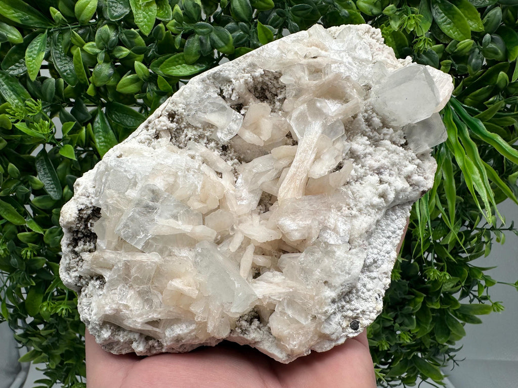 STUNNING Transparent Apophyllite on Chalcedony,natural, collection minerals specimen,India Minerals,Crystal, Stone Mineral Specimens India