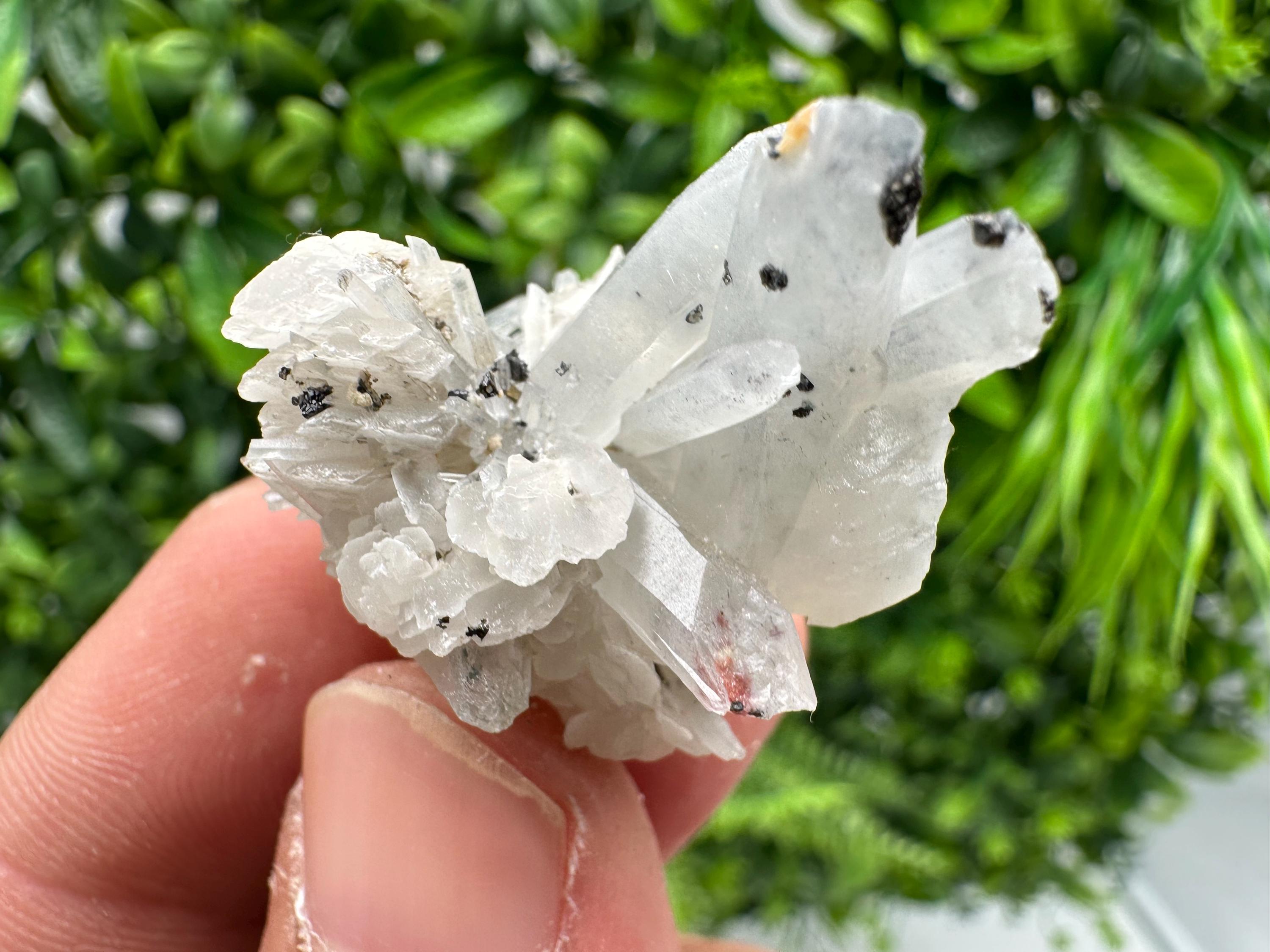 Lovely specimen Green Quartz inclusions Chlorite and Sphalerite/ Natural minerals/ Souvenir crystal gift minerals famous 9th September/Madan