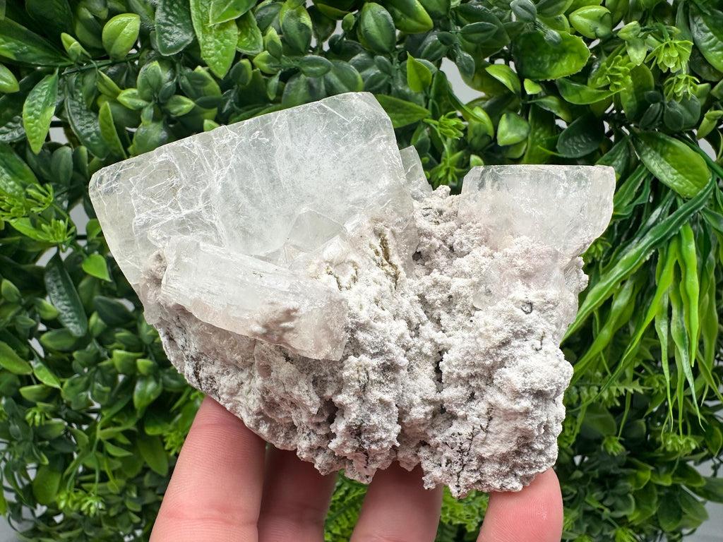 STUNNING Transparent Apophyllite on Chalcedony,natural, collection minerals specimen,India Minerals,Crystal, Stone Mineral Specimens India