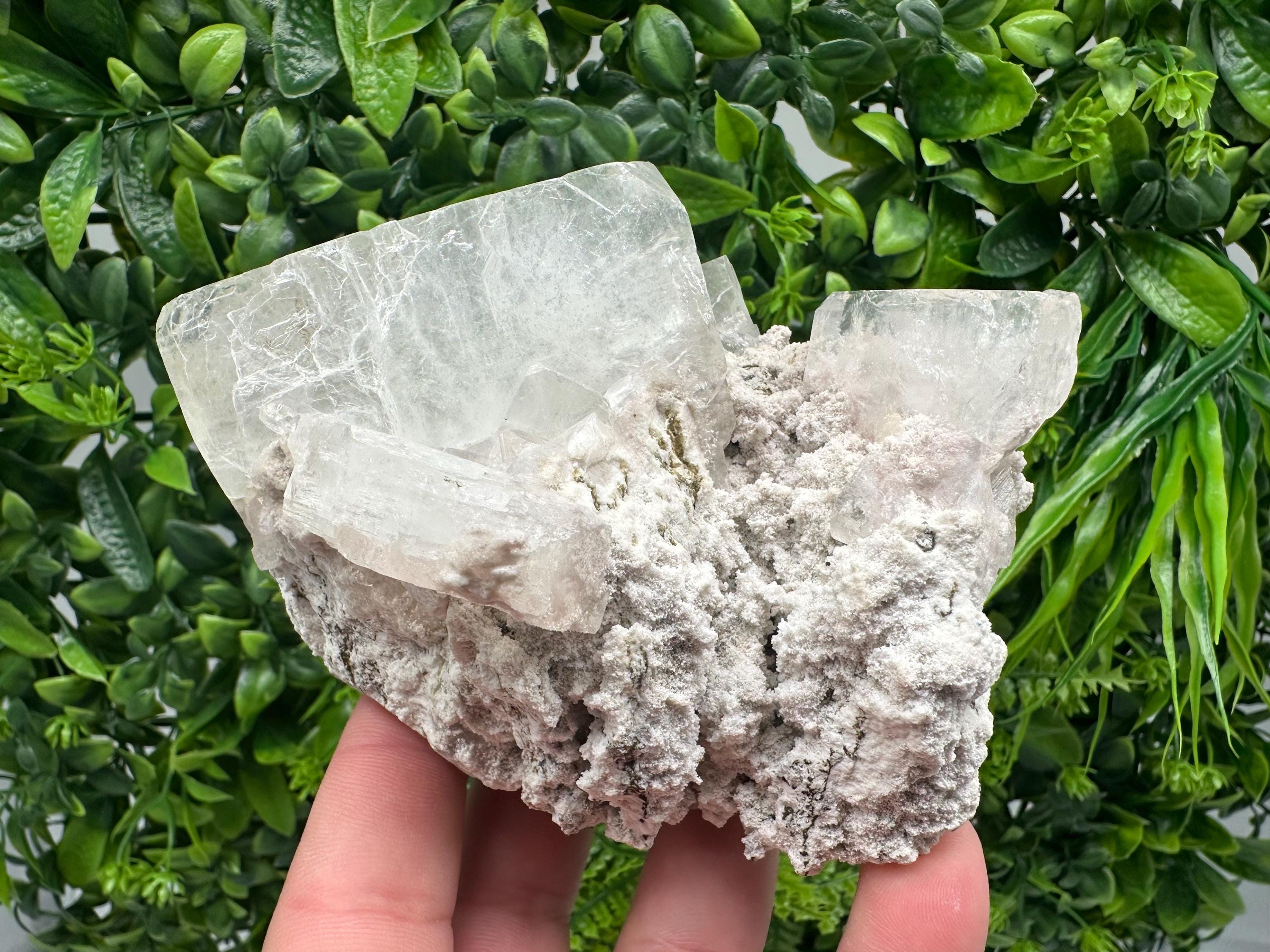 STUNNING Transparent Apophyllite on Chalcedony,natural, collection minerals specimen,India Minerals,Crystal, Stone Mineral Specimens India
