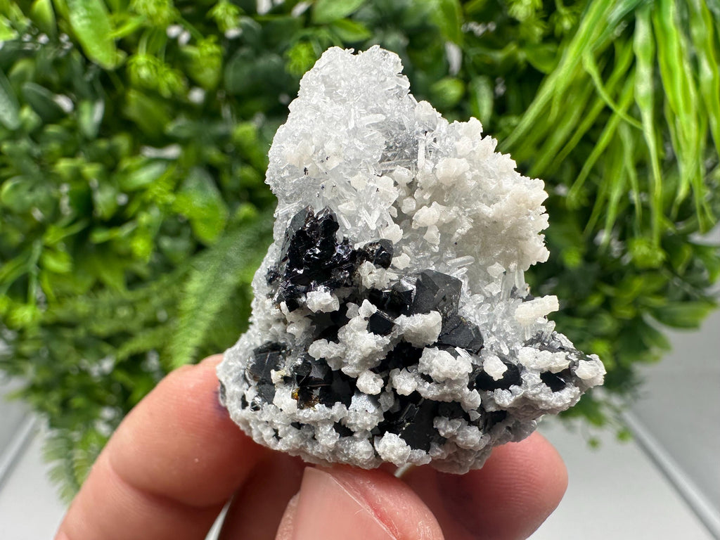 Stunning Quartz whit Sphalerite,Hematite,Iron oxide from 9th September mine,natural,collectible mineral specimen,home decor stone,gift,cryst