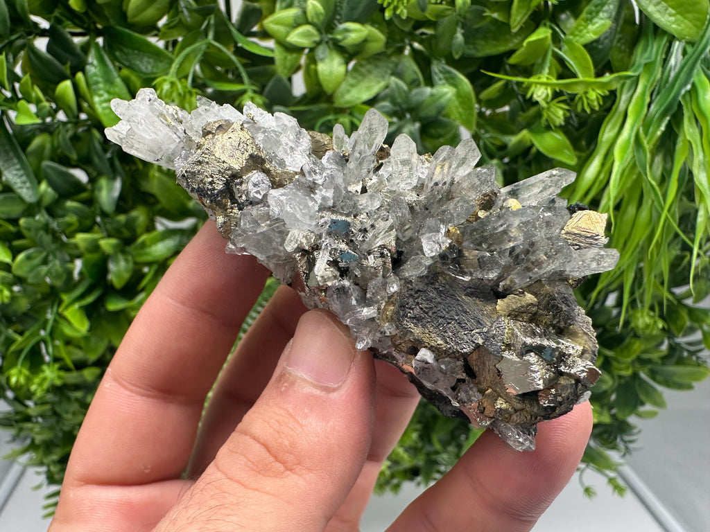 Stunning Chalcopyrite on Quartz,Chlorite From Djurcovo mine,Laki,Bulgaria,Natural,Collection mineral specimen,Home decor stone,Collection