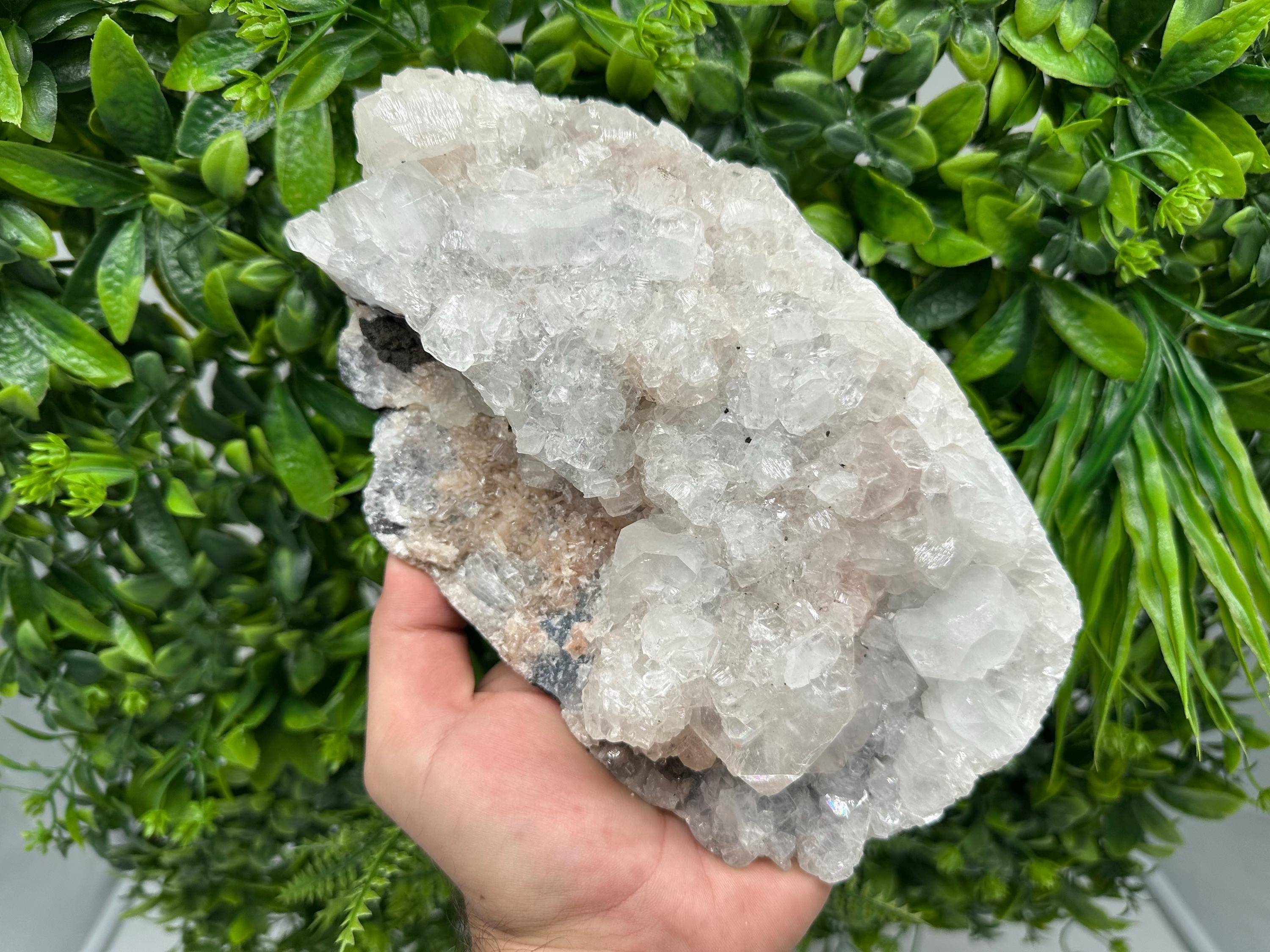STUNNING Apophyllite,Stilbite,on CHALCEDONY,natural,collection minerals specimen,India ,Mineral,Crystal,Stone Mineral Specimen India Crystal