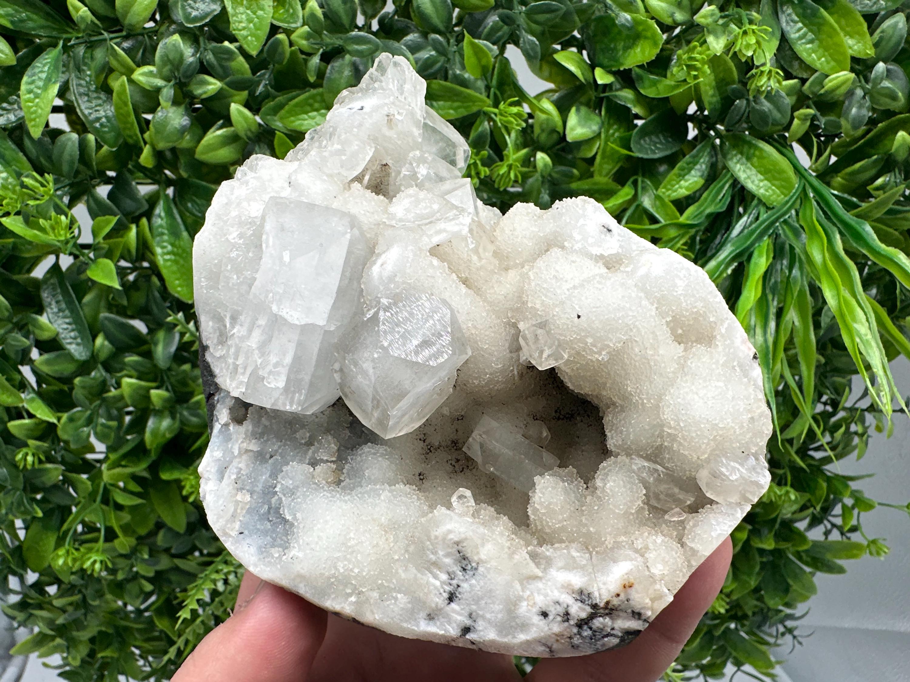 STUNNING Transparent Apophyllite on Chalcedony,natural, collection minerals specimen,India Minerals,Crystal, Stone Mineral Specimens India