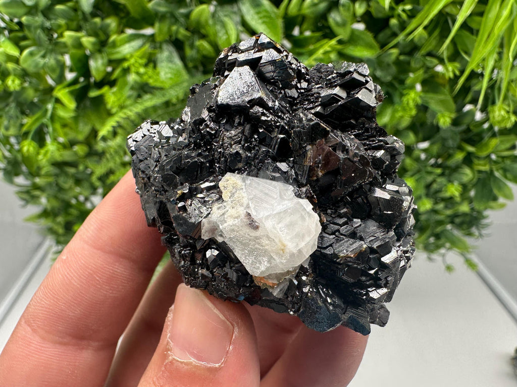 Quartz with Black Sphalerite, Crystal Home Decor Stone, Bulgaria