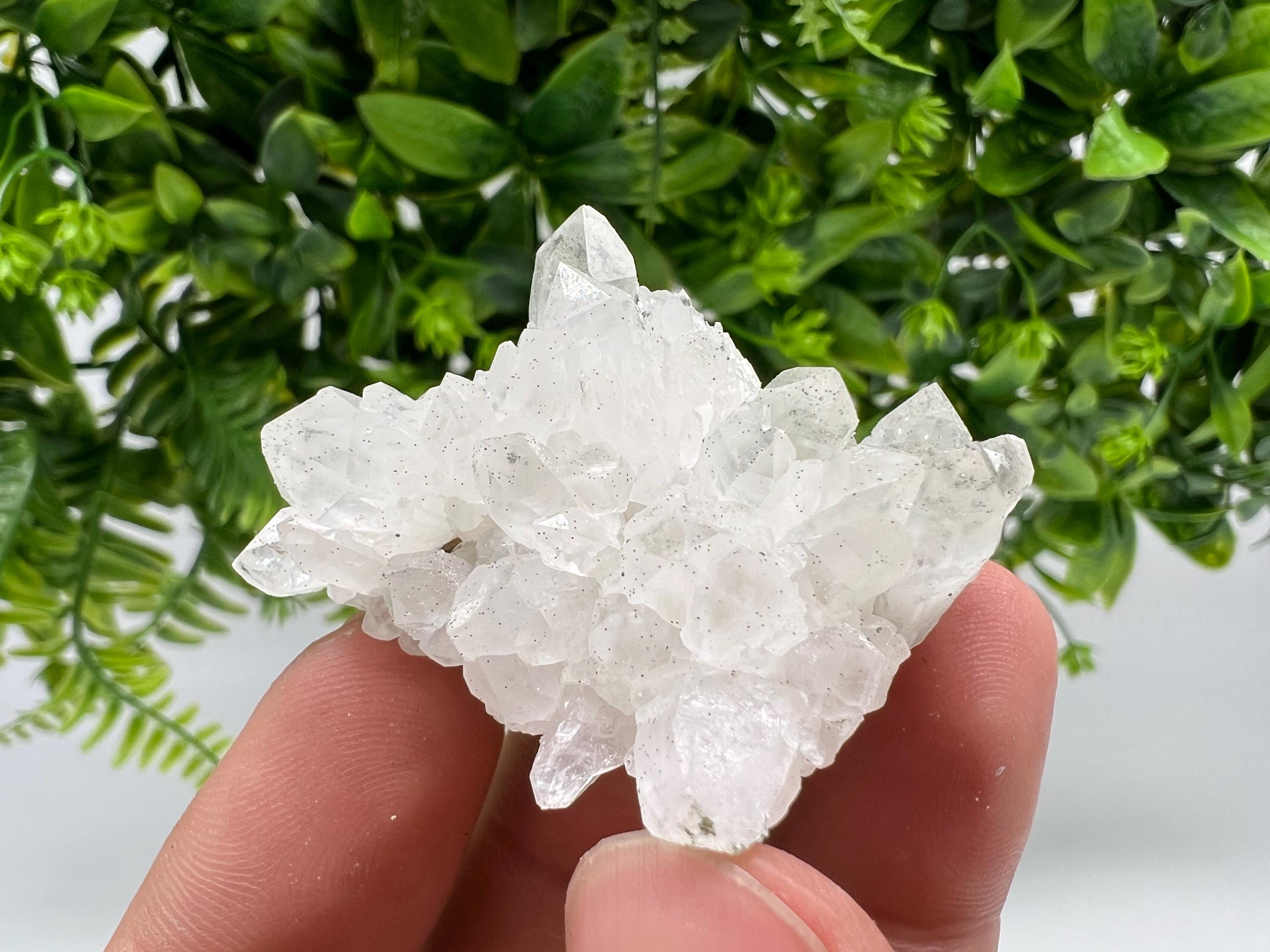 Transparent Quartz whit Rainbow Pyrite Djurcovo Laki Bulgaria natural minerals souvenir crystal stone gift minerals collection rock