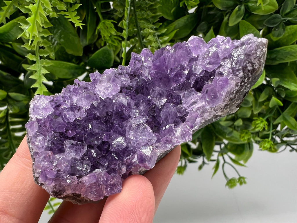Stunning,Purple Amethyst from Uruguay,Natural Amethyst,Purple crystal,Pyrple Quartz,Crystal from Uruguay,Home decor,Energy crystal,Phantoms