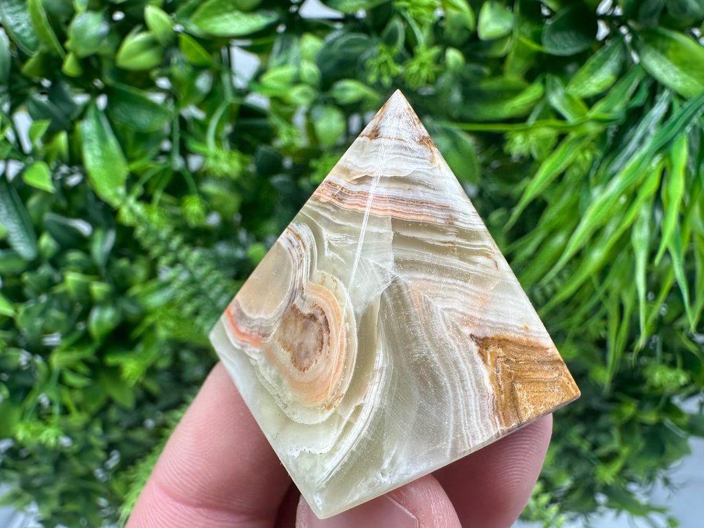 Green Onyx Crystal Pyramid (35mm): Healing Stone