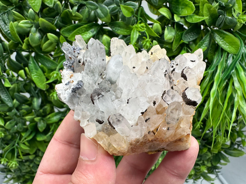 Transparent Quartz whit Siderite 9th September mine Bulgaria natural minerals souvenir crystal stone gift minerals collection rock