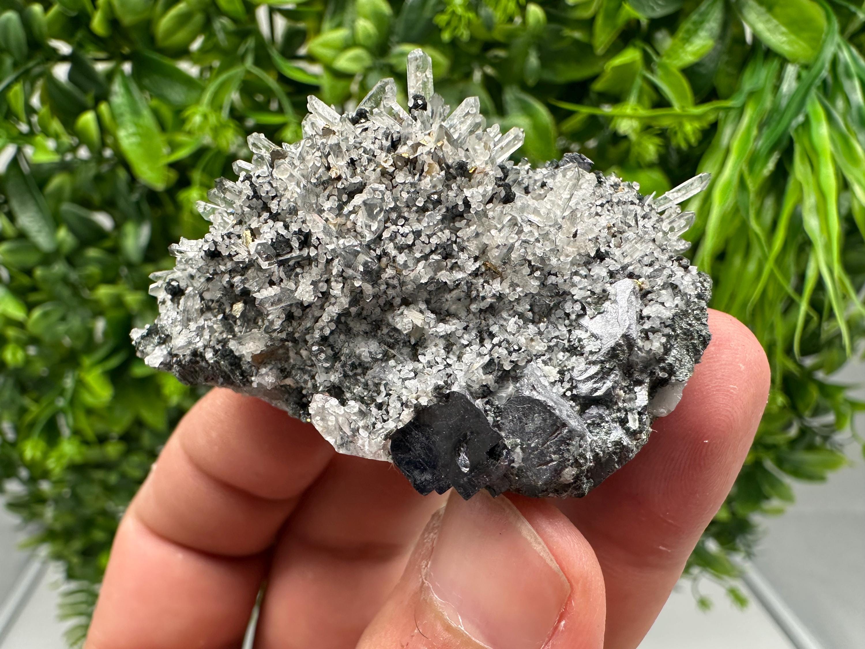 Lovely Galena on Quartz whit Calcite,Pyrite from Borieva mine,Madan,Bulgaria,Natural,Collection minral specimen,crystal,Metaphysical,Geology