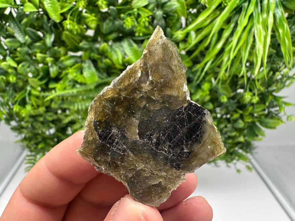 Polished Multifire Labradorite Slab: Crystal Decor, Crystal Grid (4/5/1.5 CM, 38 Grams)