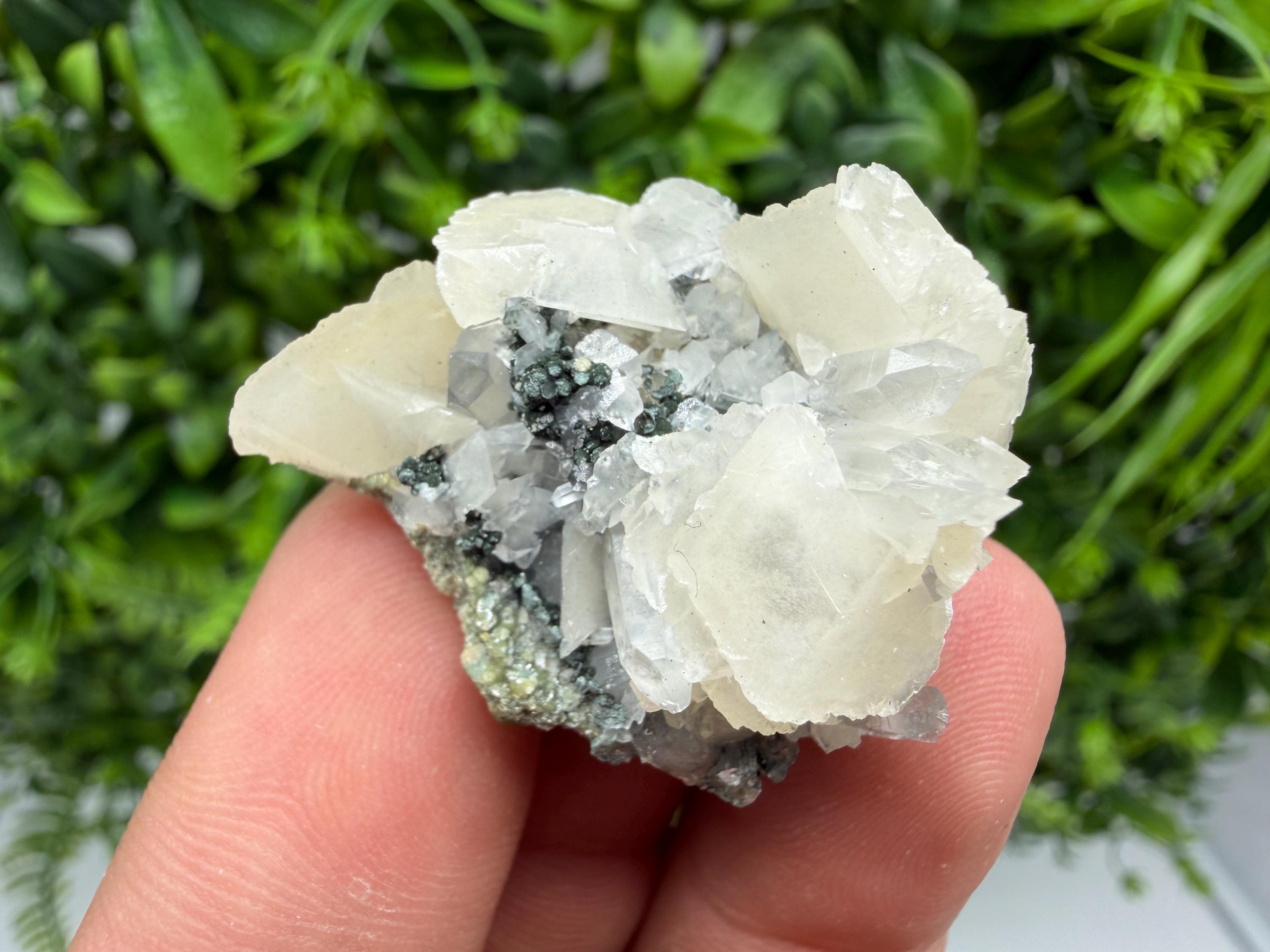 Wonderful Calcite,Quartz on Chlorite matrix,from Borieva mine,Madan,Bulgaria,natural collection mineral specimen,rare crystal,home decor