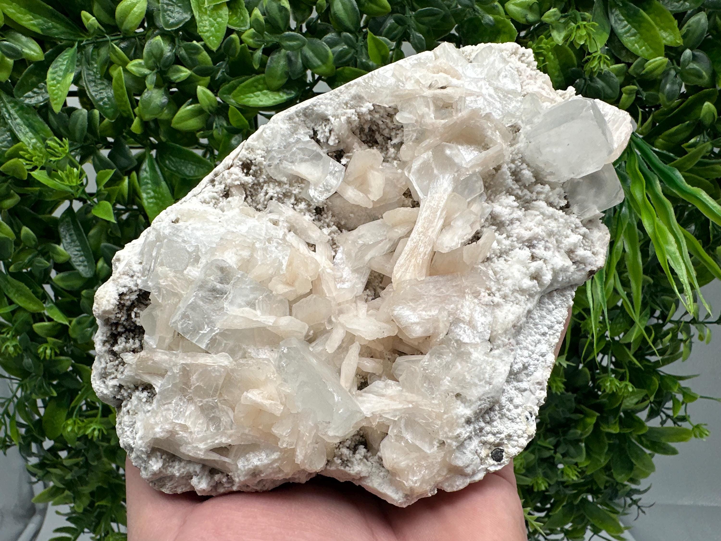 STUNNING Transparent Apophyllite on Chalcedony,natural, collection minerals specimen,India Minerals,Crystal, Stone Mineral Specimens India