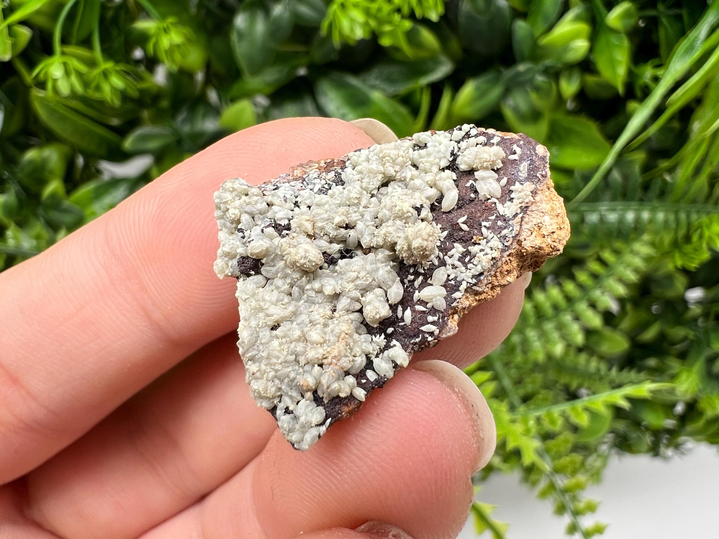 Rare Green/Yellow Pyromorphite and Hematite,on Quartz,from Bulgaria,Madjarovo mine, Natural Mineral ,Healing stone ,top collection,rock