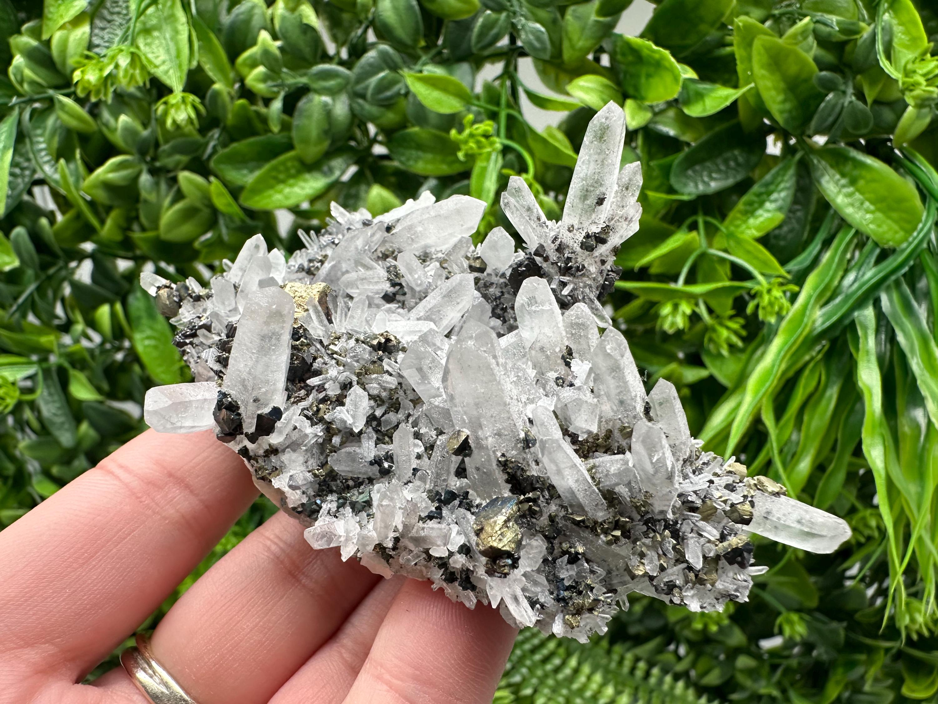 Wonderful Sphalerite Chalcopyrite on  Quartz whit Galena feom 9 th September mine,Bulgaria,natural,collection mineral specimen,gift