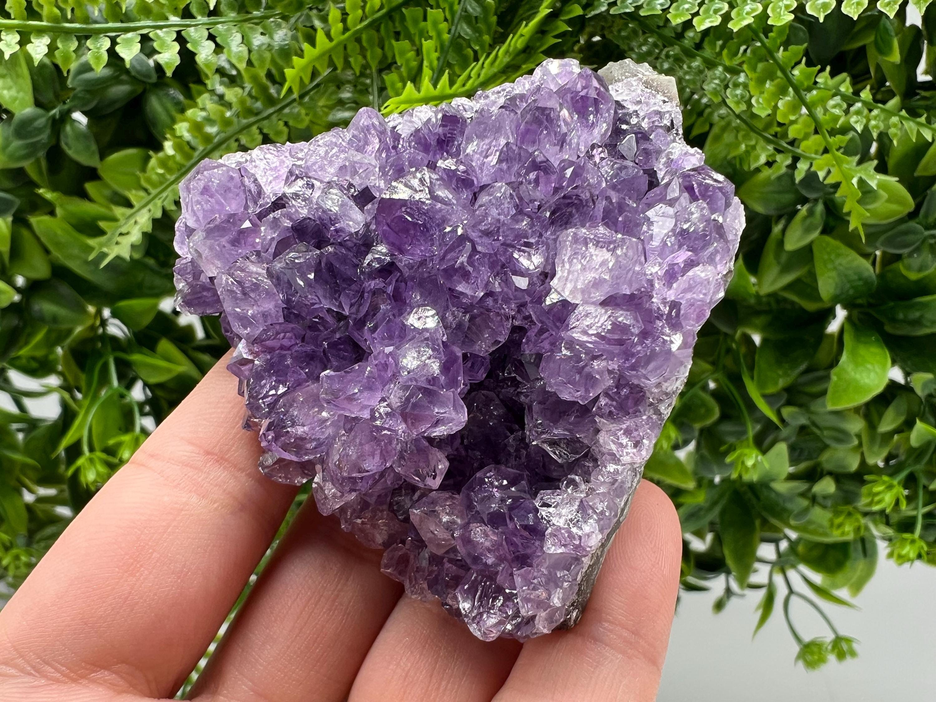 Stunning,Purple Amethyst from Uruguay,Natural Amethyst,Purple crystal,Pyrple Quartz,Crystal from Uruguay,Home decor,Energy crystal,Phantoms