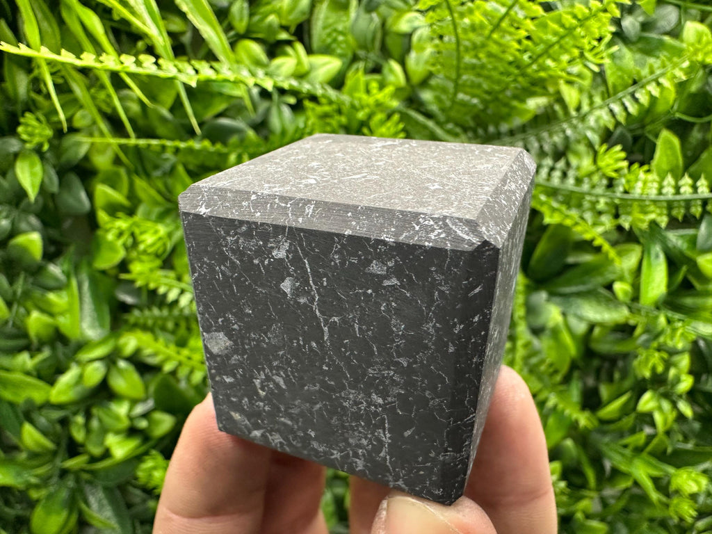 Shungite Cube 4cm: EMF & 5G Protection, Healing Crystal