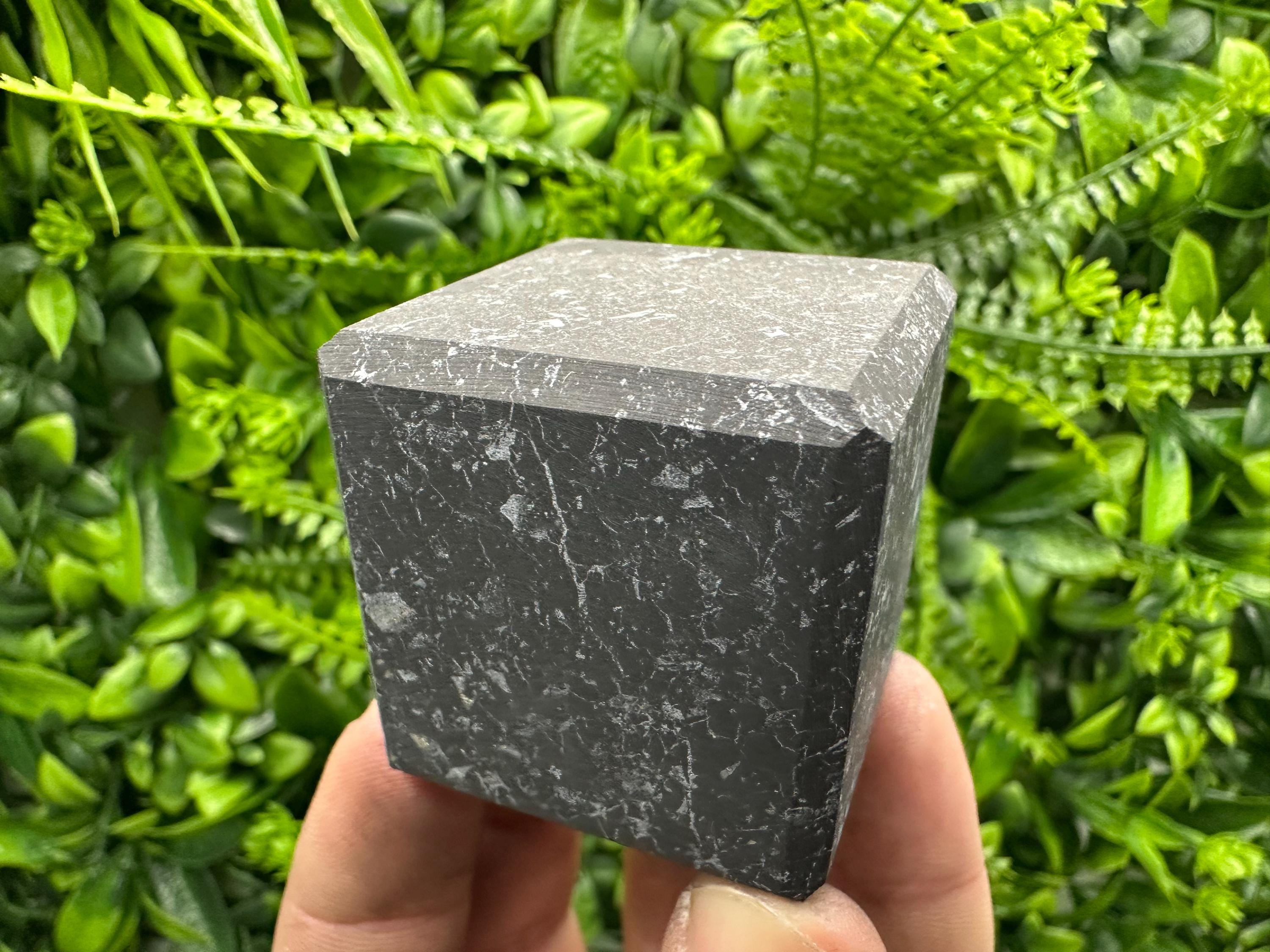 Shungite Cube 4cm: EMF & 5G Protection, Healing Crystal