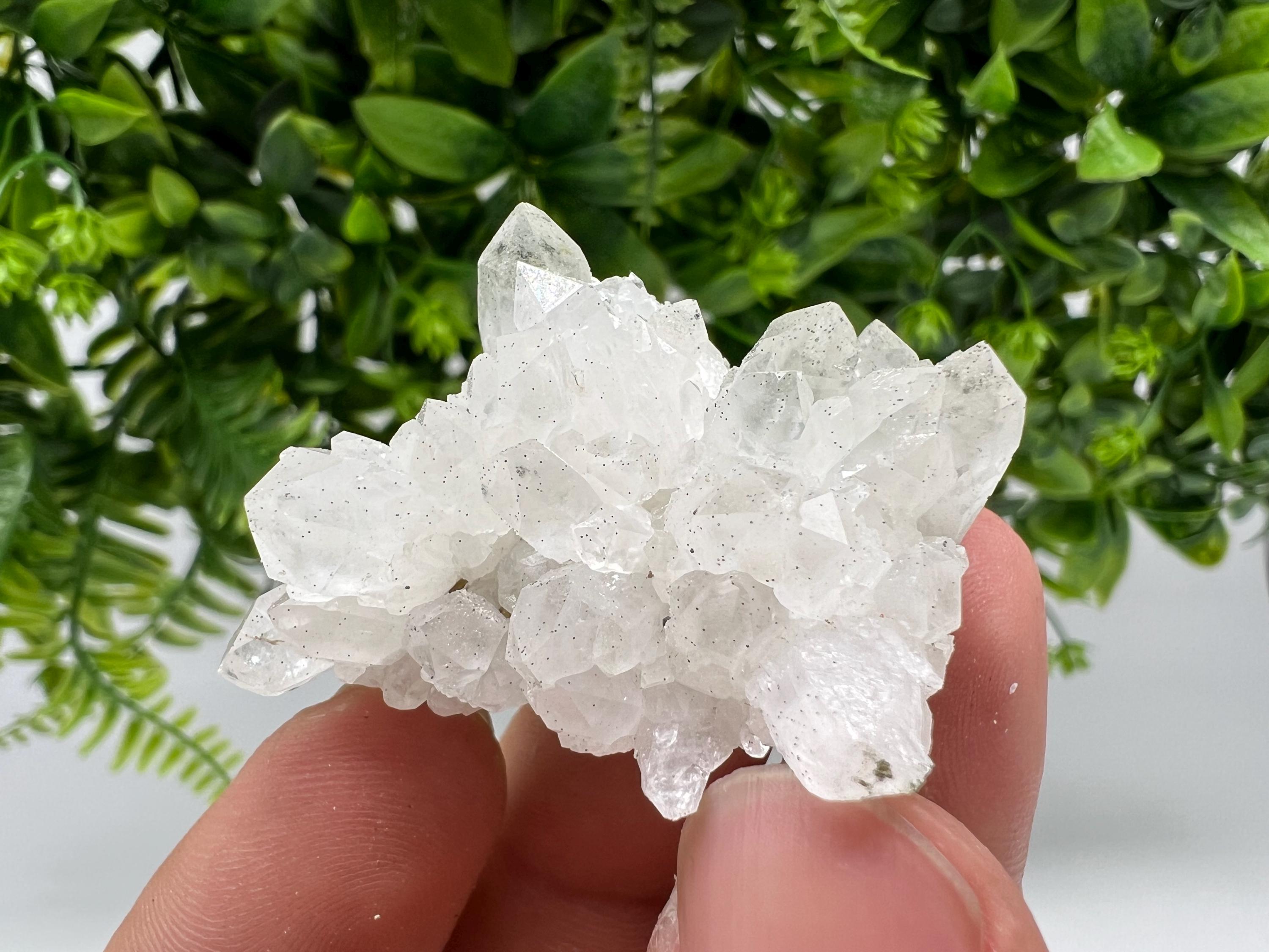 Transparent Quartz whit Rainbow Pyrite Djurcovo Laki Bulgaria natural minerals souvenir crystal stone gift minerals collection rock