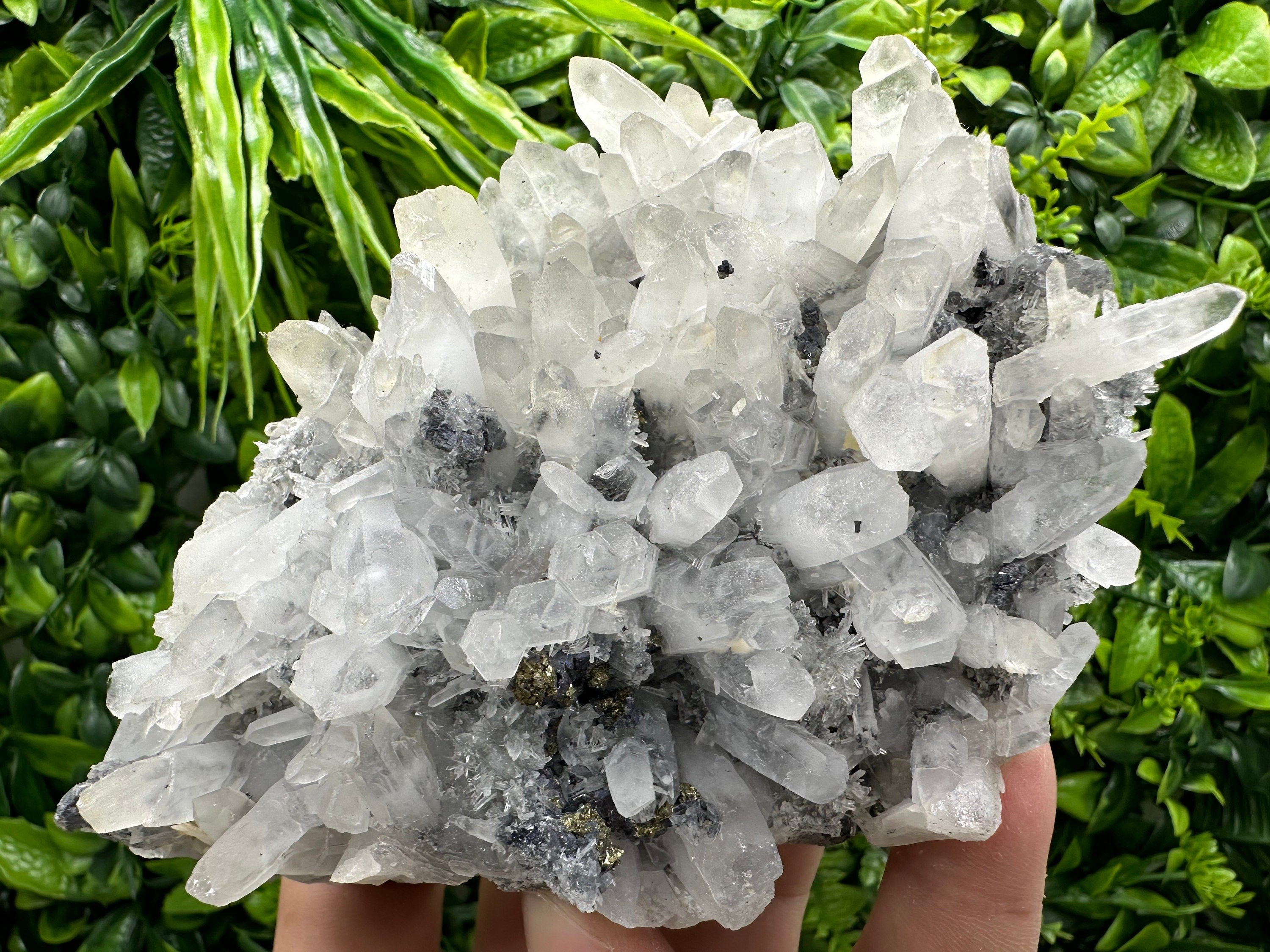 Milky Quartz Crystal Cluster, Natural Minerals, Home Decor Stone