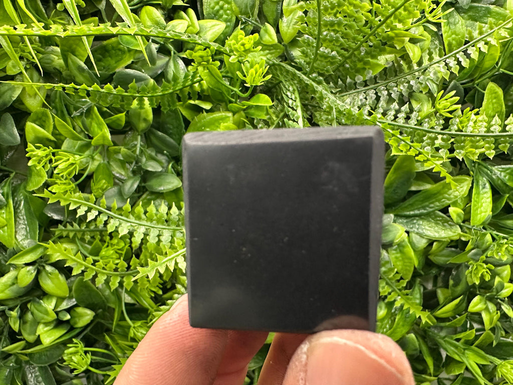 3cm Shungite Cube: Polished EMF Protection Crystal