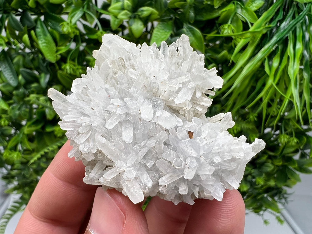 Stunning Quartz whit Chlorite inclusions from Borieva mine,Bulgaria,collection,mineral specimen,crystal,home decor stone,gift ,quartz cluste
