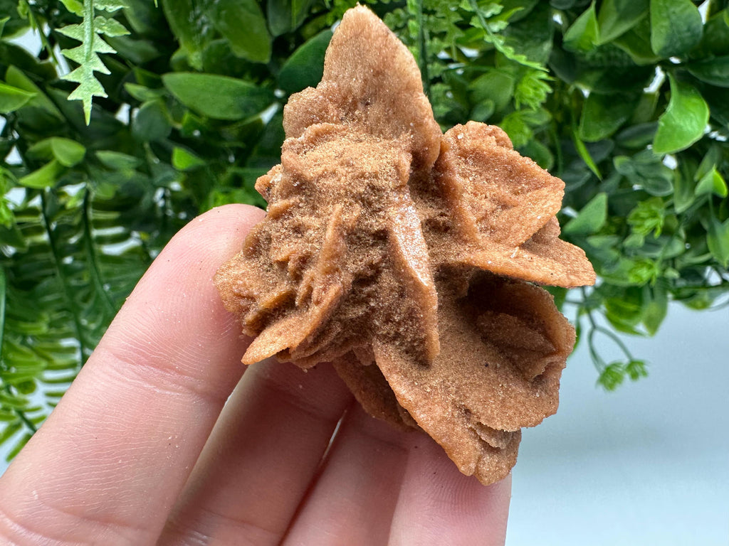 Natural Desert Rose Crystal - Root Chakra Healing Selenite Brown Stone - Vitality & Creativity Boost - Spiritual Gift for Home Decor,mineral
