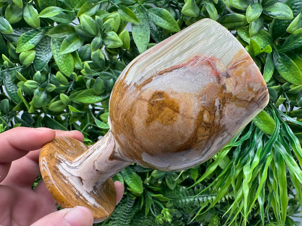Vintage Onyx Wine Goblet: Natural Stone Barware (12cm)