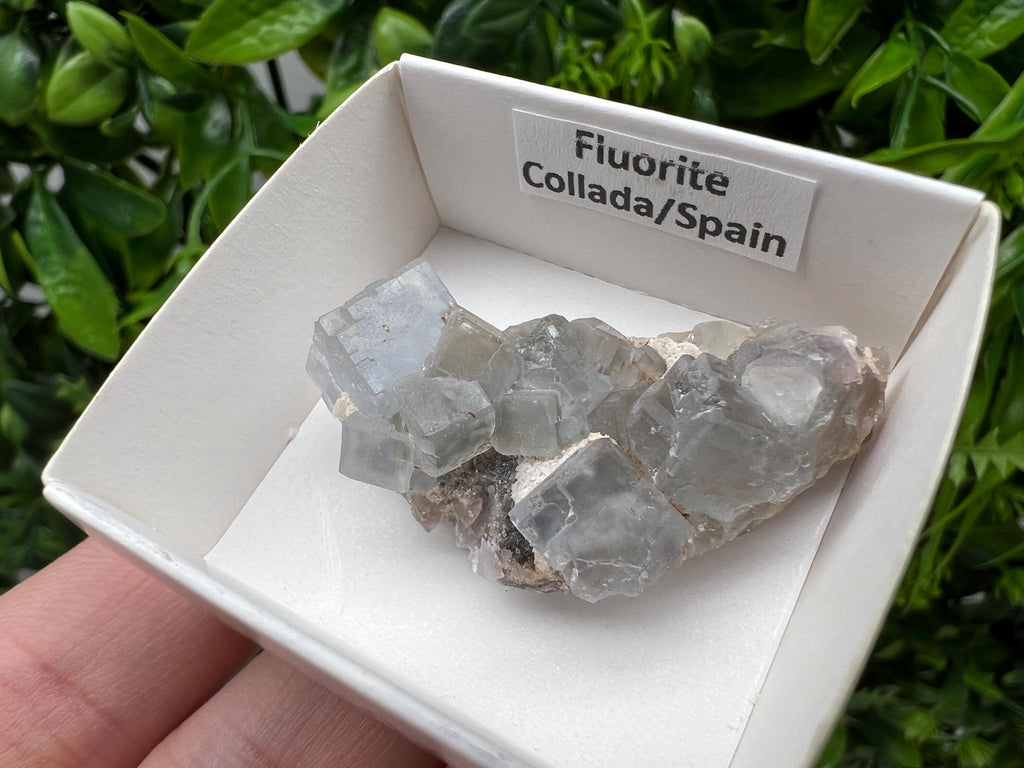 Raw Green Fluorite Cluster, Meditation Stone (4/2.5 CM)