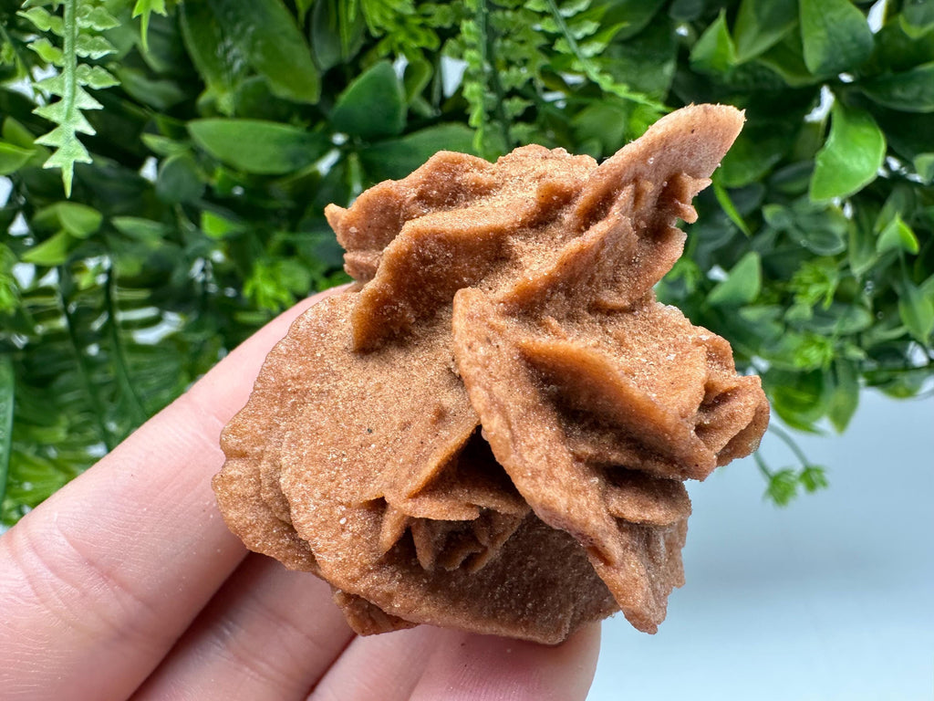 Natural Desert Rose Crystal - Root Chakra Healing Selenite Brown Stone - Vitality & Creativity Boost - Spiritual Gift for Home Decor,mineral