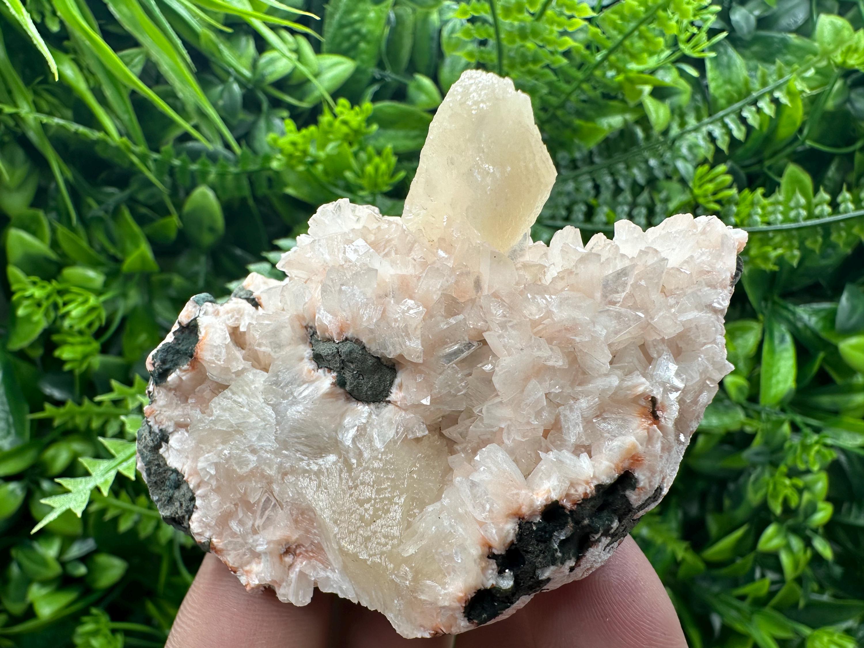 Stilbite on Heulandite Specimen: Natural India Minerals, Rare Crystal