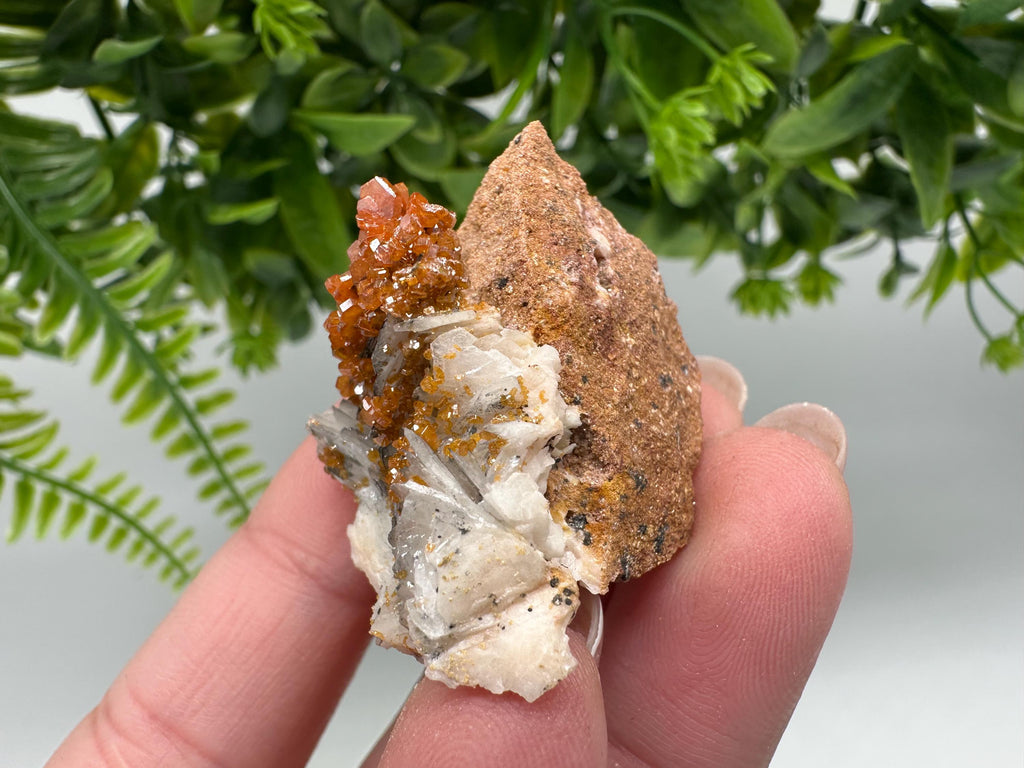 Red Vanadinite on Barite from Marocco,crystal minerals Speciment cluster Vanadinite crystal Vanadinite Geology Vanadinite cluster minerals