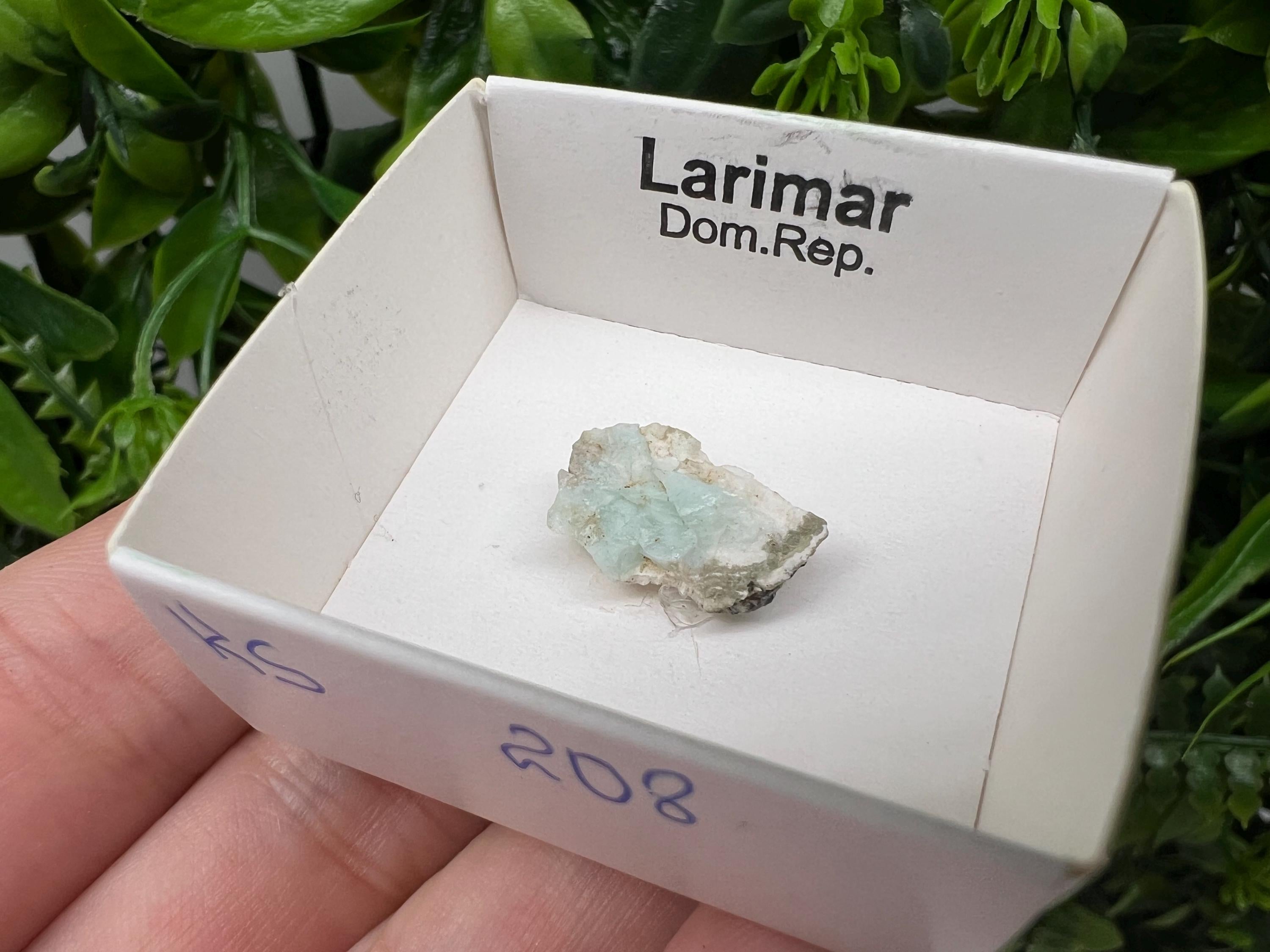 Rare Raw LARIMAR,mineral specimen,collection crystal,minerals,Larimat crystal,from Dom.Rep.,rare raw Larimat,home decor,wholesale cluste