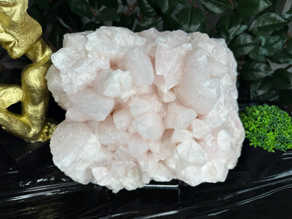 UV Reactive Mangano Calcite Crystal, Androvo Mine Bulgaria