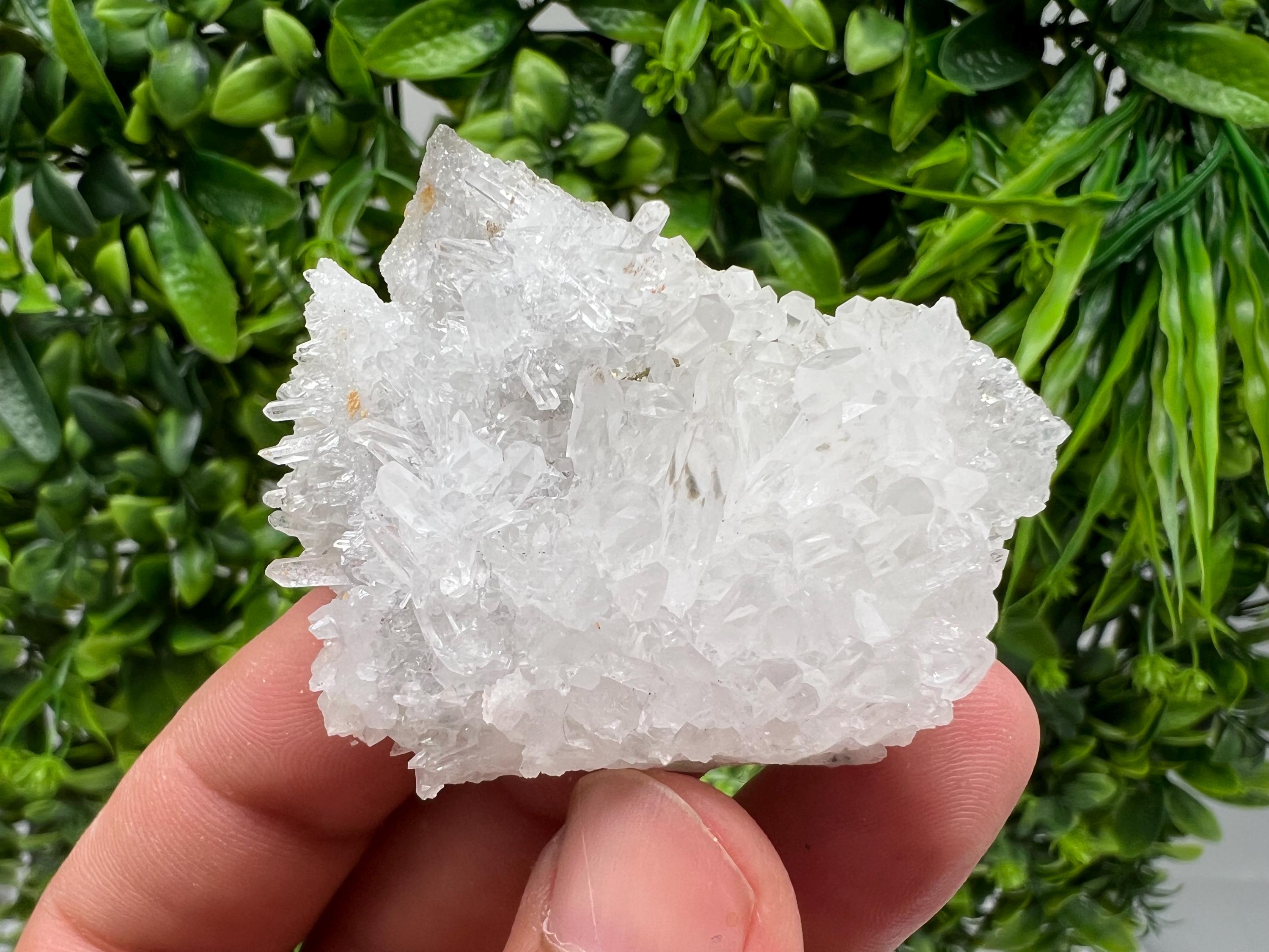 Wonderful Transparent Quartz on Chlorite Matrix,From Borieva mine,Madan,Bulgaria,Quartz,Quartz crystal,mineral specimen,collection quartz