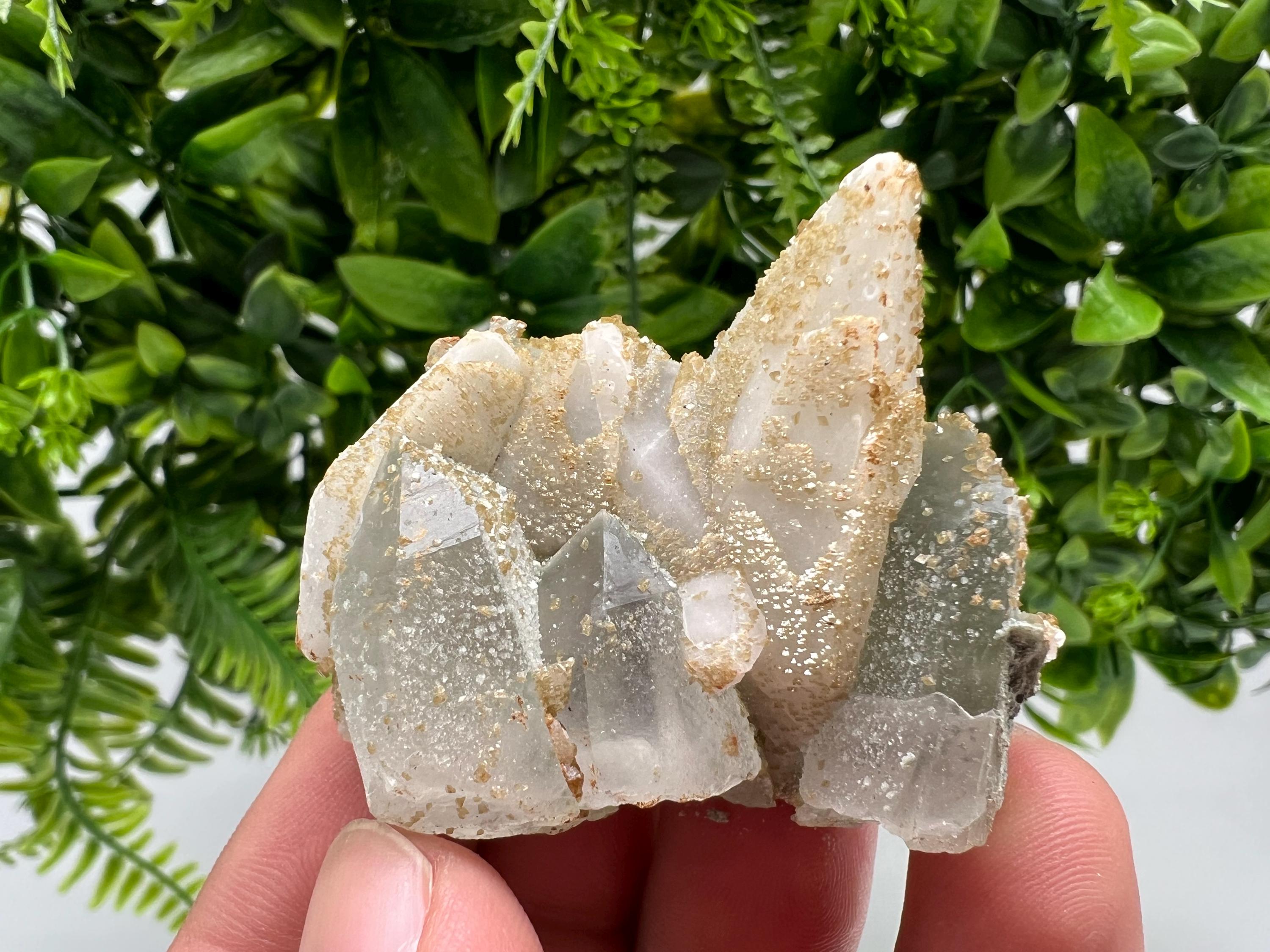 Quartz,Calcite whit Brown Rhodochrosite from Djurcovo mine,Bulgaria,Quartz,Rhodochrosite cluster,natural mineral,collection crystal,mineral