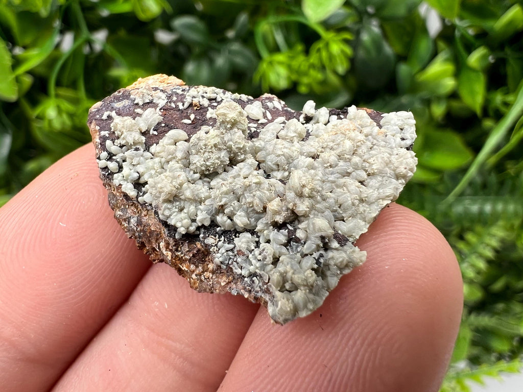 Rare Green/Yellow Pyromorphite and Hematite,on Quartz,from Bulgaria,Madjarovo mine, Natural Mineral ,Healing stone ,top collection,rock
