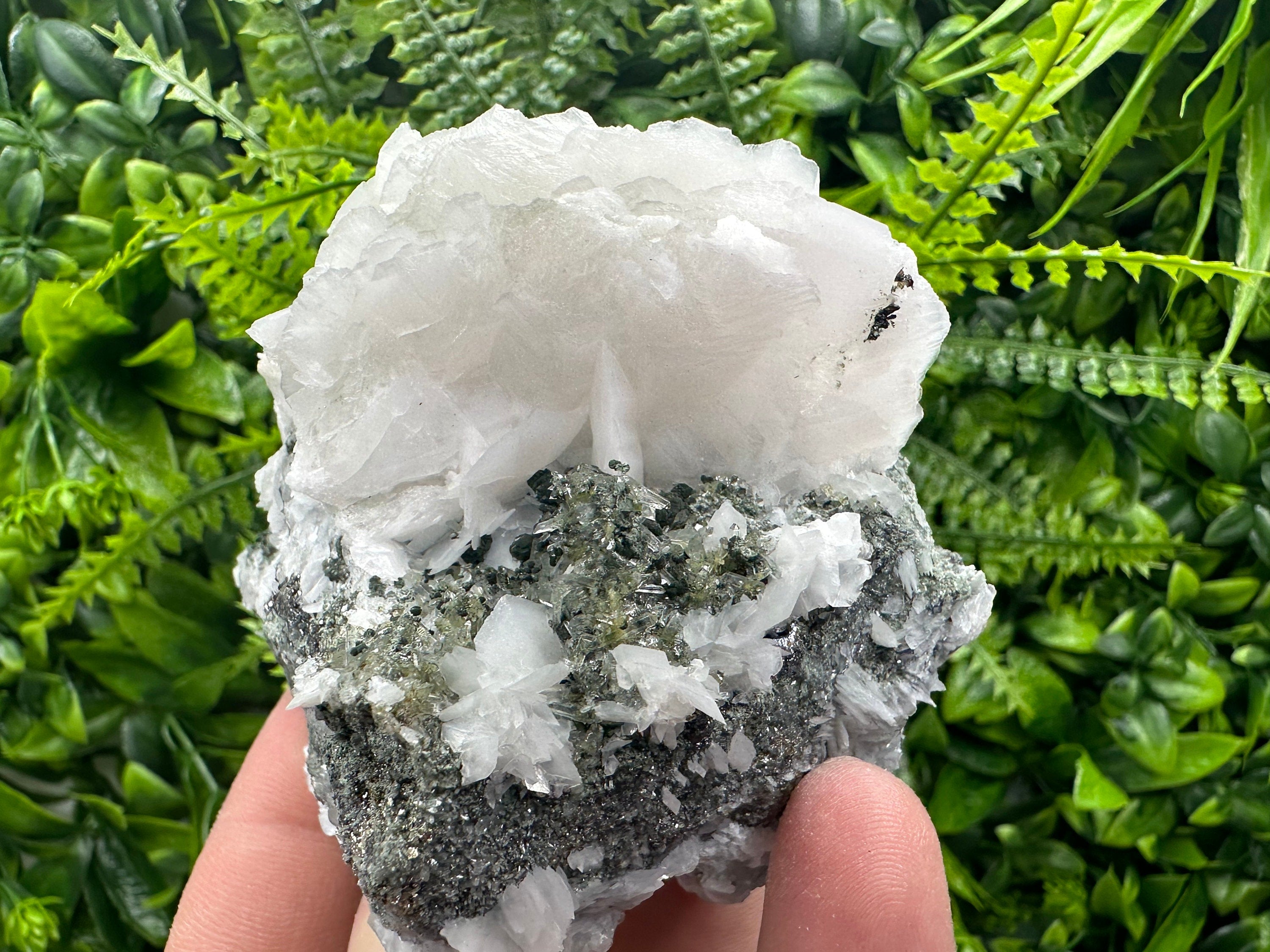 Calcite on Quartz with Epidote Mineral Specimen: Borieva Mine, Bulgaria
