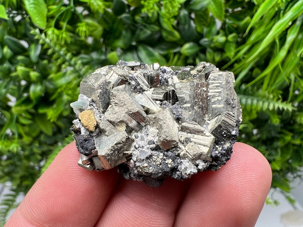 Golden Pyrite,Sphalerite from 9th September mine,Madan,Bulgaria,natural,collectible mineral specimen,home decor crystal,Pyrite cluster,