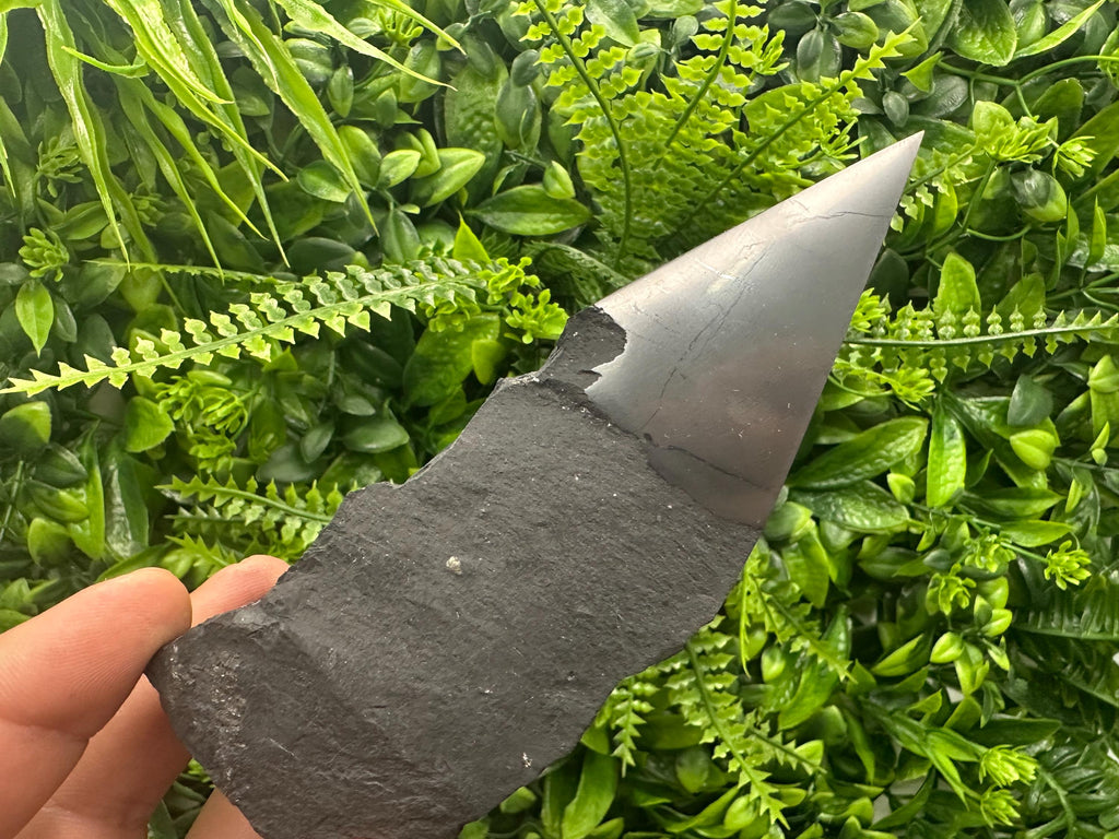 12cm Polished Shungite Crystal: EMF Protection Stone
