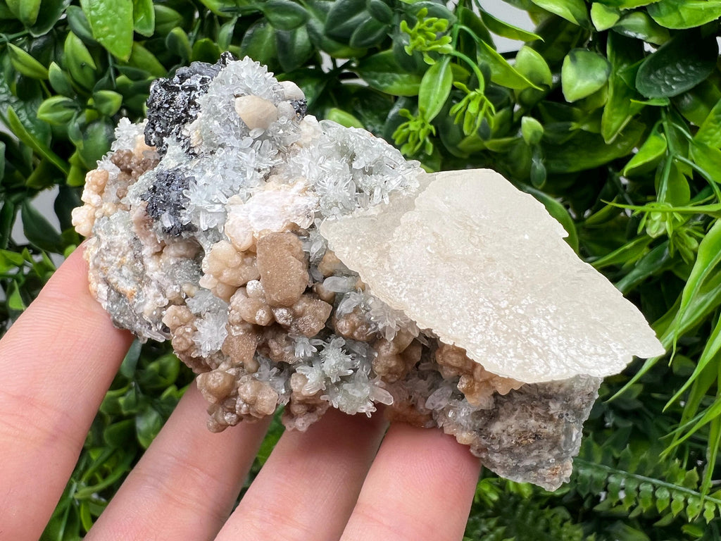 Stunning Calcite on Green Quartz from 9 th September mine,Madan,Bulgaria,natural,collectible mineral specimen,home decor stone,rare crystal