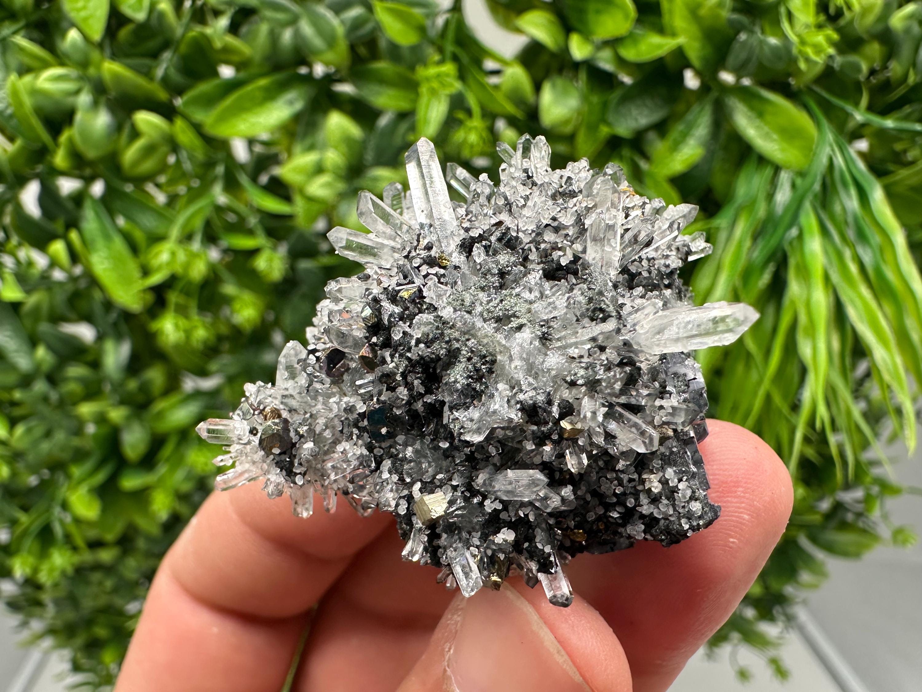 Lovely Galena on Quartz whit Calcite,Pyrite from Borieva mine,Madan,Bulgaria,Natural,Collection minral specimen,crystal,Metaphysical,Geology