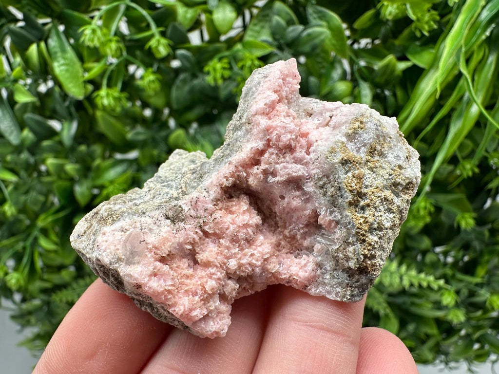 Pink Rhodochrosite Crystal: Starnica Mine, Bulgaria, Home Decor