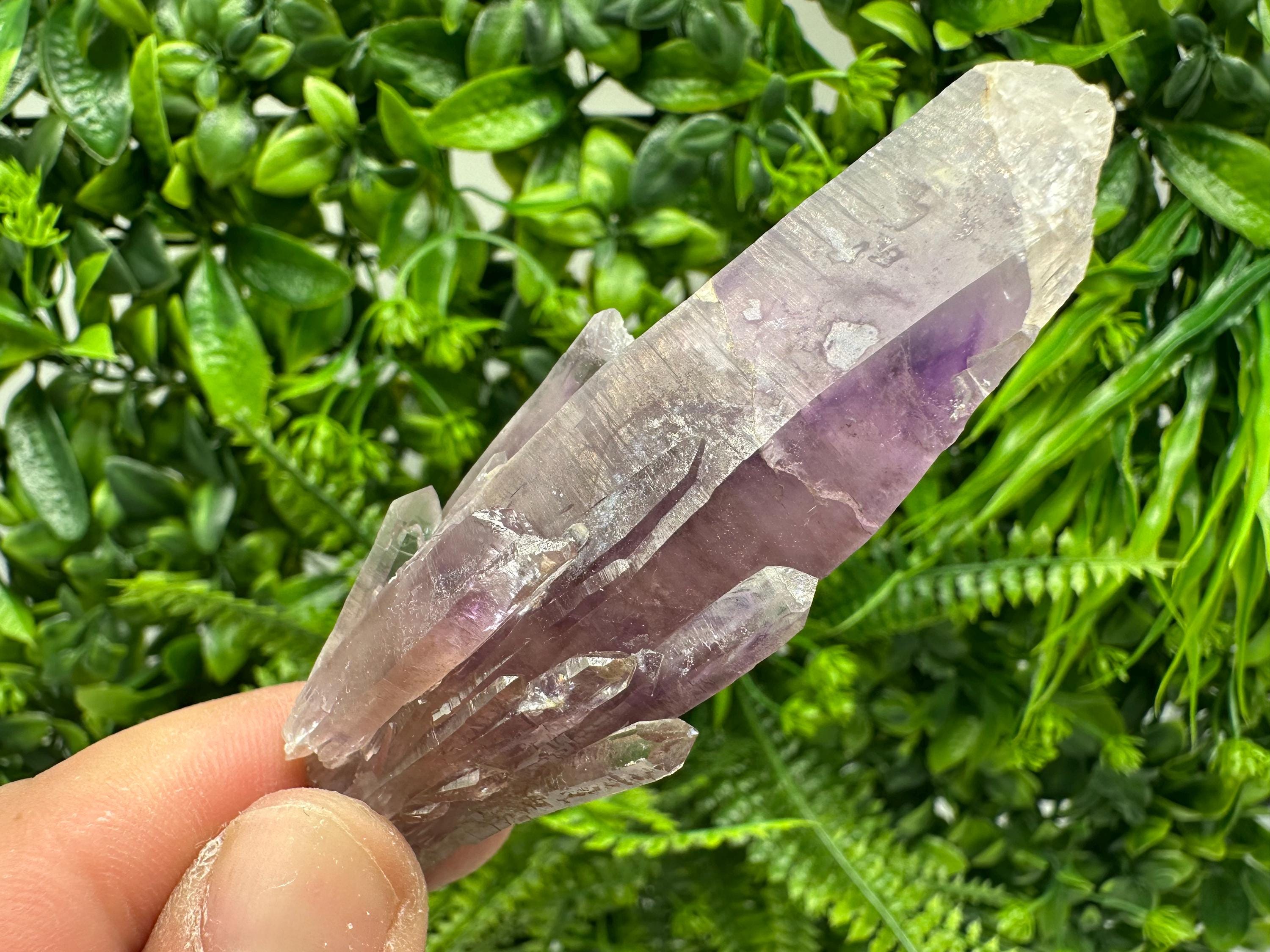 Wonderful Amethyst Phantom whit Cérusite, natural minerals souvenir crystal,collectors specimen,rare crystal,rare Amerhyst,gift,souvenir