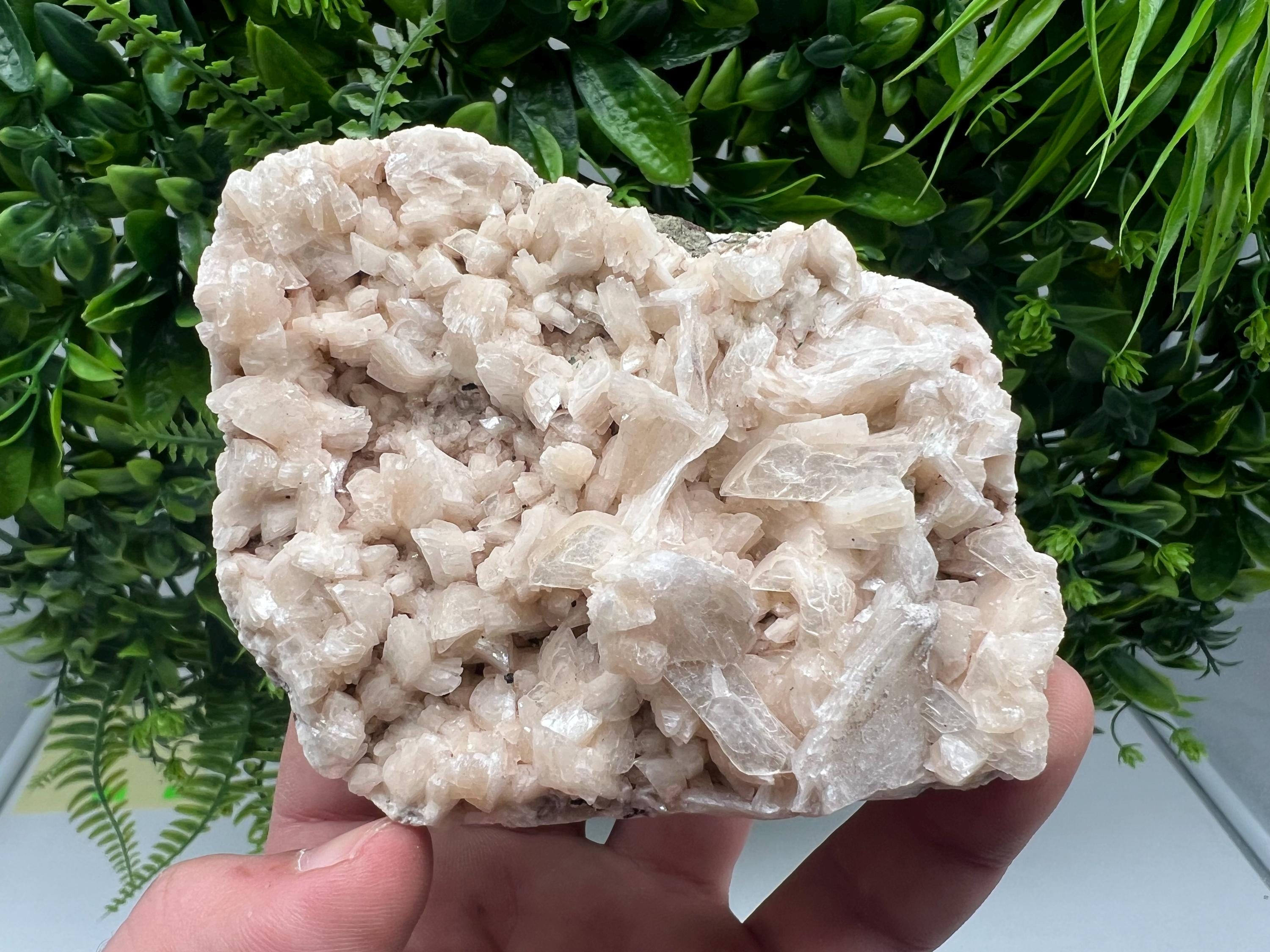 Apophyllite Stilbite Chalcedony Specimen, India Minerals, Crystal Stone