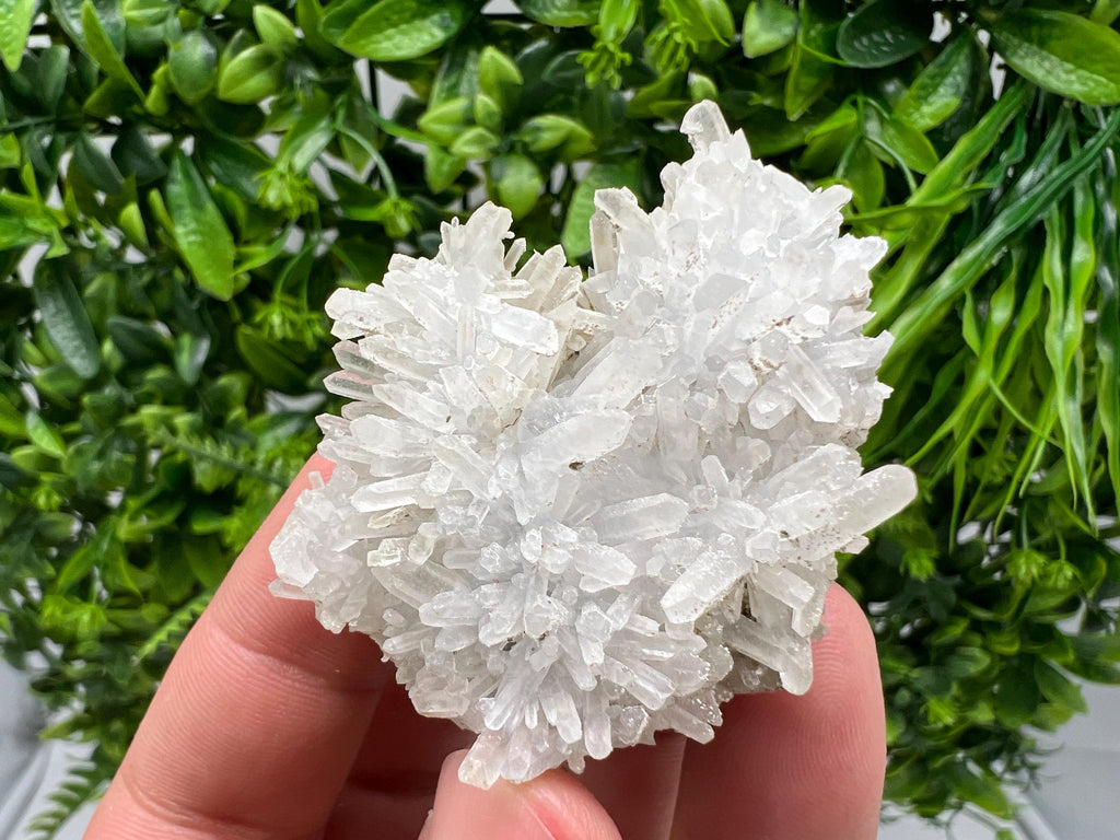 Stunning Quartz whit Chlorite inclusions from Borieva mine,Bulgaria,collection,mineral specimen,crystal,home decor stone,gift ,quartz cluste